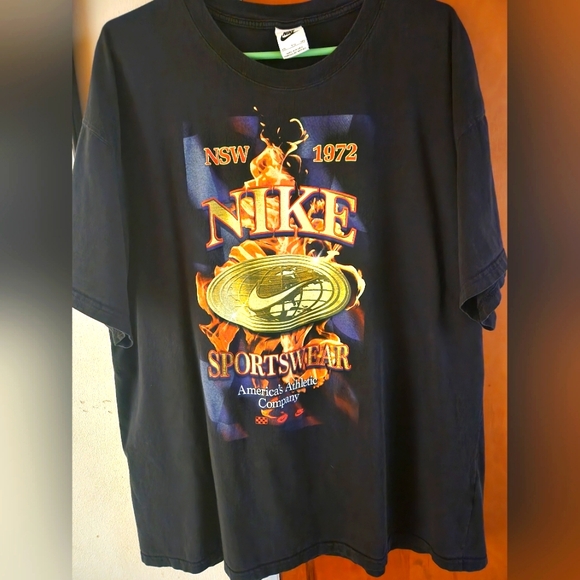 Nike NSW 1972 Shirt, Retro style branding, size XXL - Picture 3 of 9